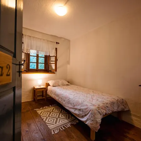 Domacija Gacnik Сasa de vacaciones Idrija