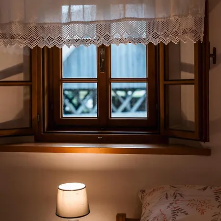 Domacija Gacnik Tatil Evi Idrija