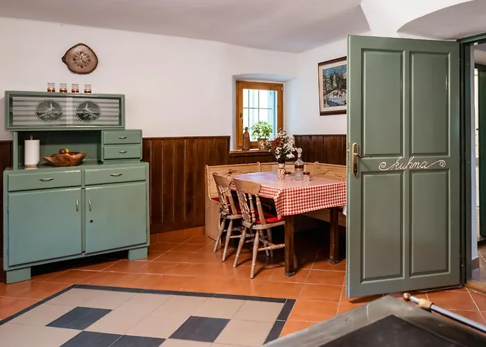 別荘 Domacija Gacnik